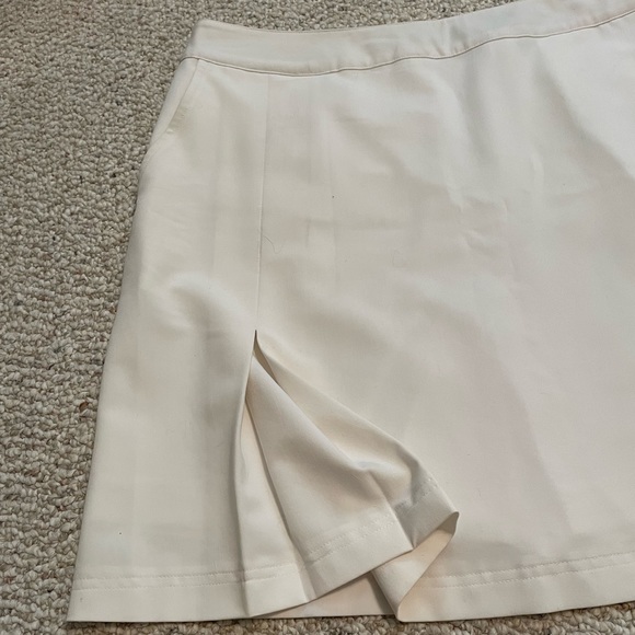 AUR Skort - Picture 2 of 5